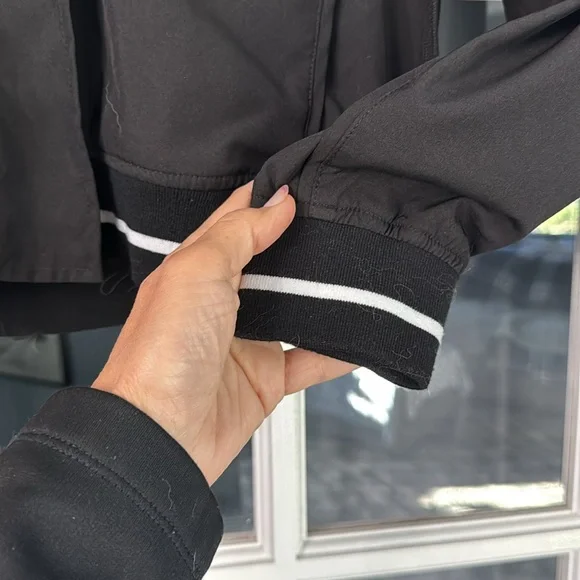 Evereve spring black hooded jacket size XS - Picture 2 of 8